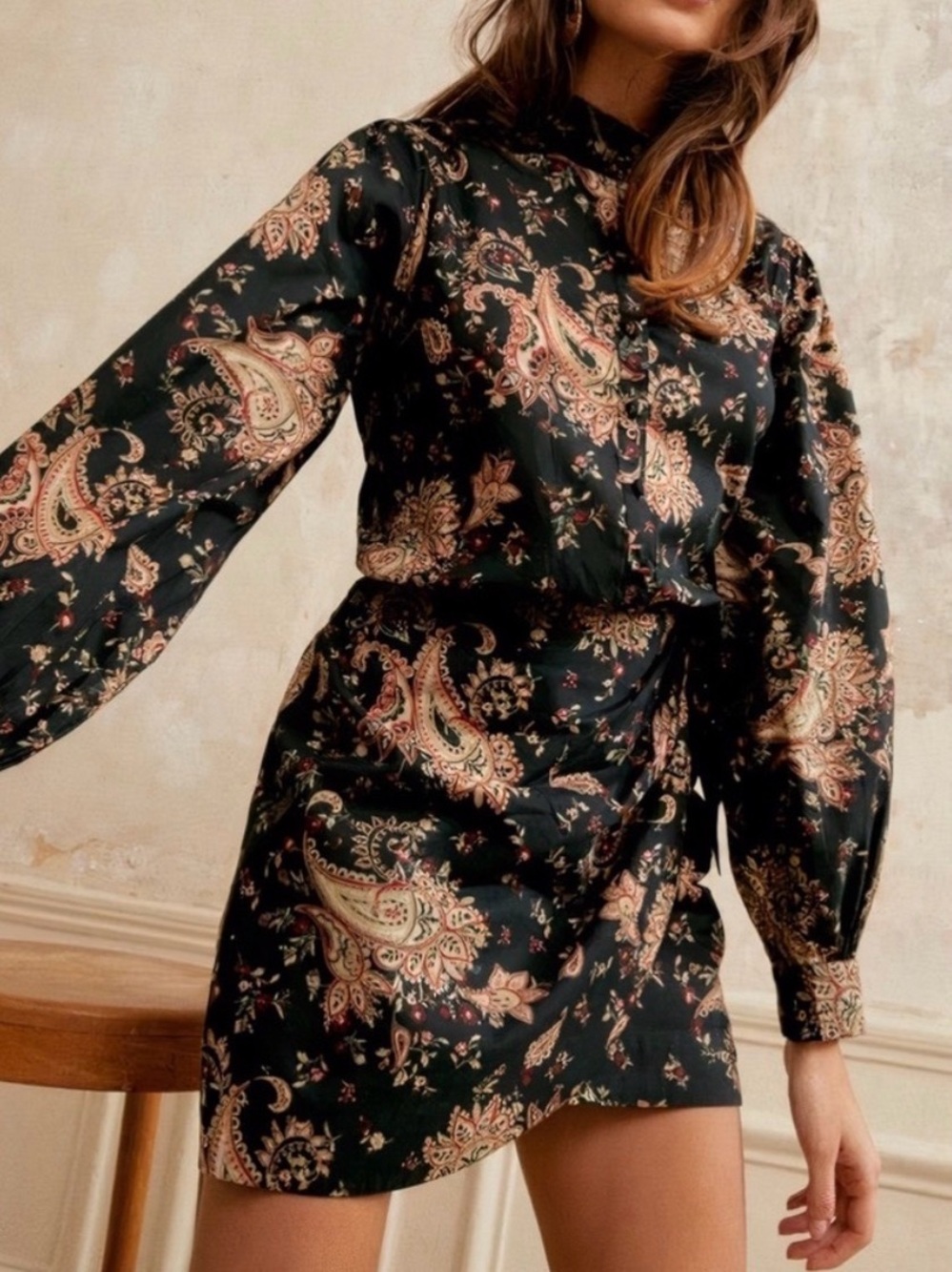 NWT Sezane “Capri” Dress in Paisley Noir 
Wrap Floral Mini Long-Sleeve Brand New - Picture 4 of 11